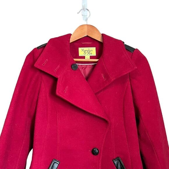 Maralyn & Me red button up coat. Size small - Picture 2 of 10